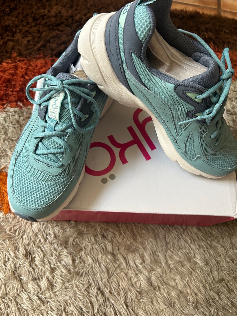 Ryka Mint Green and Gray Athletic Sneakers